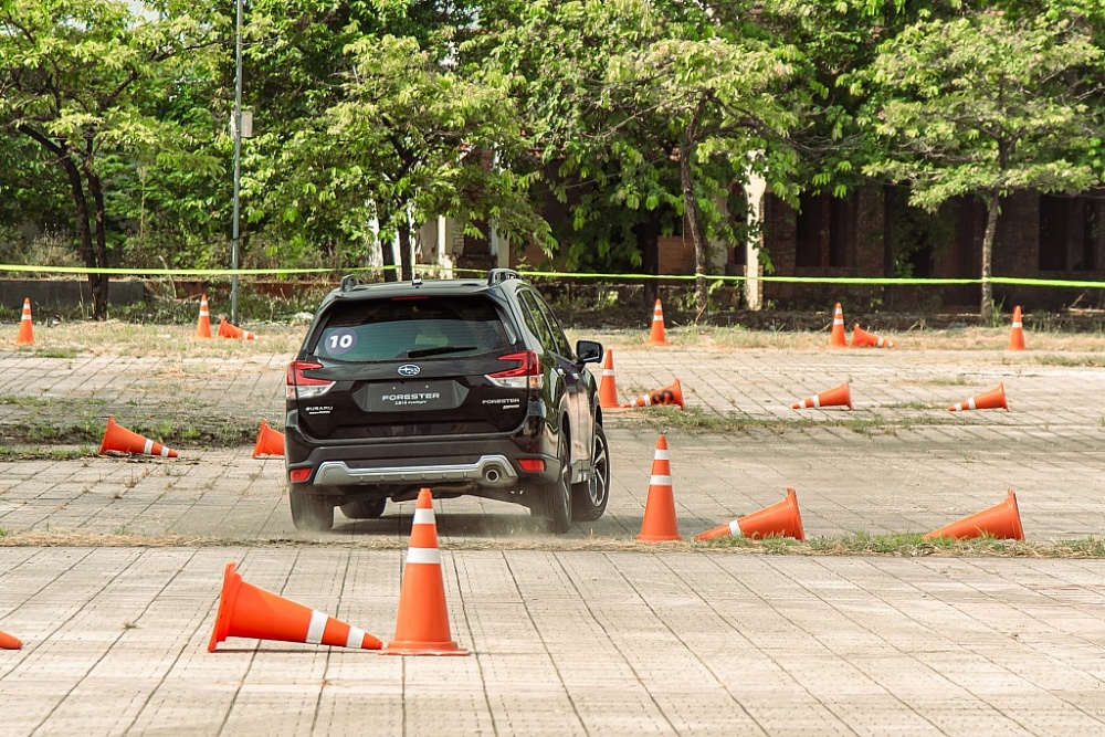 Cùng Outback và Forester mới trải nghiệm công nghệ an toàn hàng đầu của Subaru