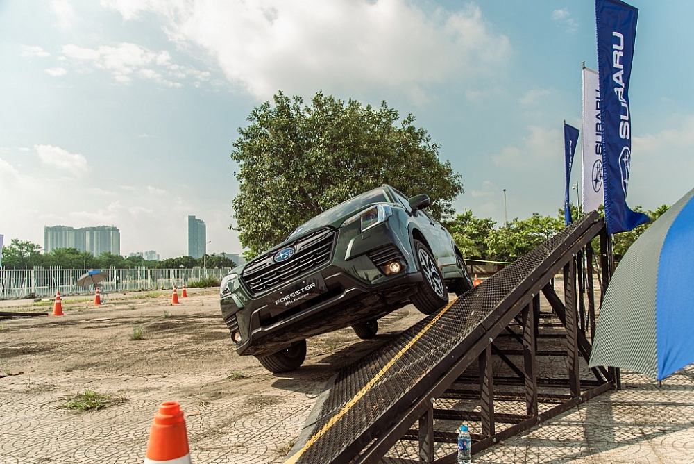 Cùng Outback và Forester mới trải nghiệm công nghệ an toàn hàng đầu của Subaru