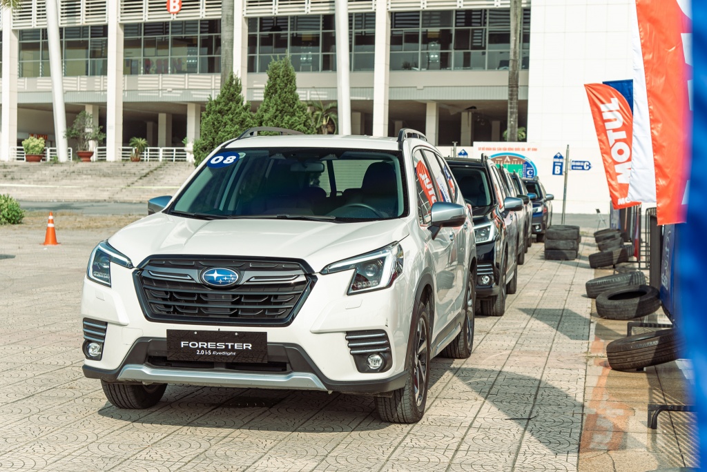 Cùng Outback và Forester mới trải nghiệm công nghệ an toàn hàng đầu của Subaru