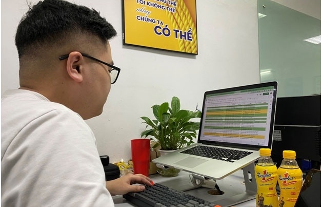 Sự đa nhiệm và áp lực của người lao động trong thời đại mới