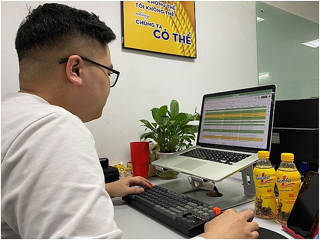 Sự đa nhiệm và áp lực của người lao động trong thời đại mới
