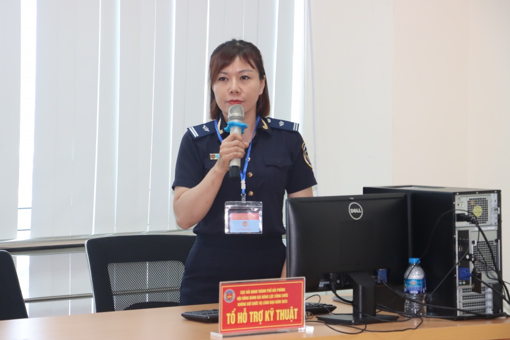 452 công chức Hải quan Hải Phòng thi đánh giá năng lực