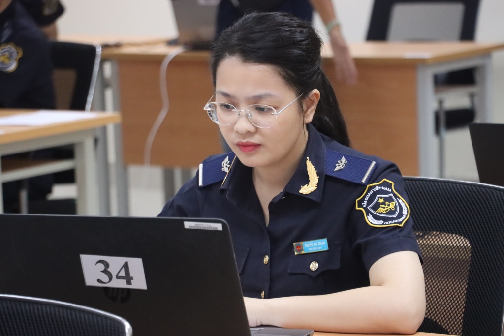 452 công chức Hải quan Hải Phòng thi đánh giá năng lực