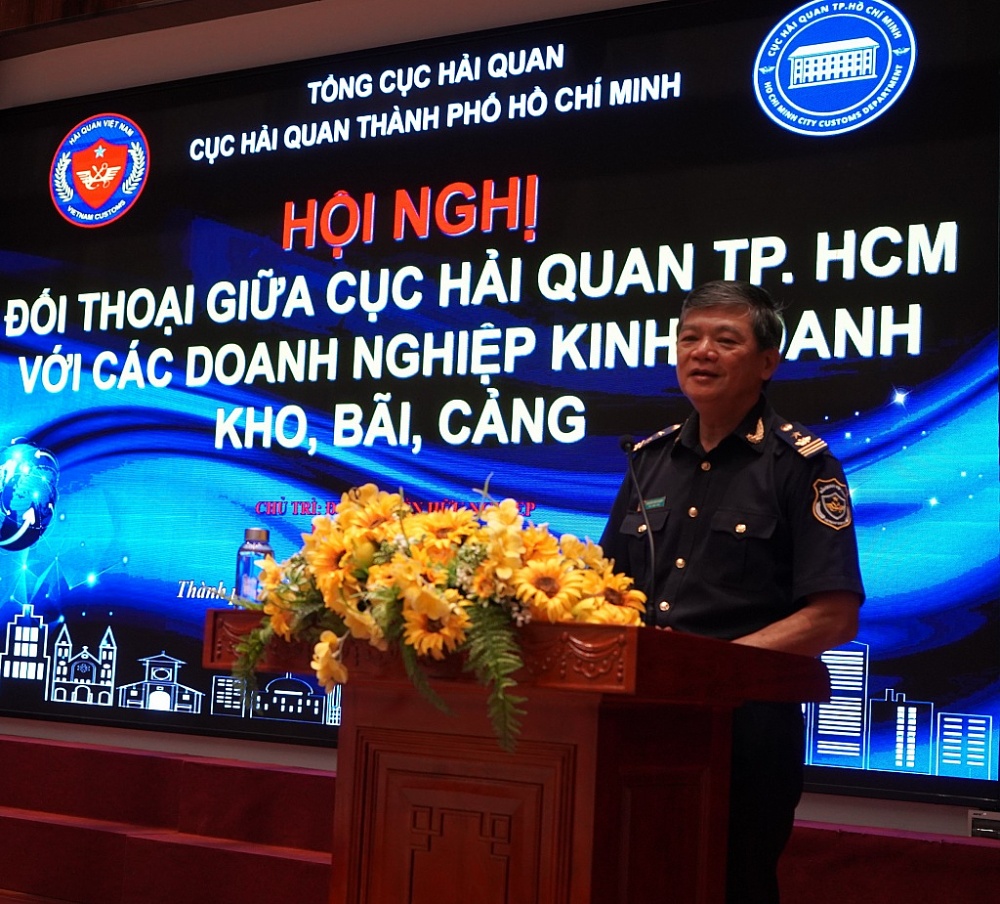 Hải quan TPHCM đối thoại với gần 70 doanh nghiệp kinh doanh kho, bãi, cảng