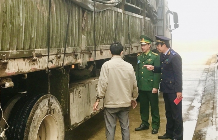 Hải quan cửa khẩu quốc tế Nam Giang: Khắc phục khó khăn, nỗ lực thông quan hàng hóa