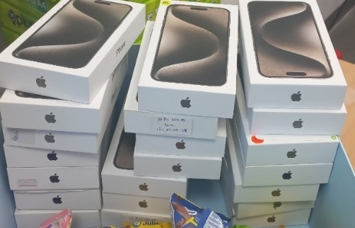 Vạch trần thủ đoạn buôn lậu 20 chiếc Iphone 15 qua sân bay Đà Nẵng