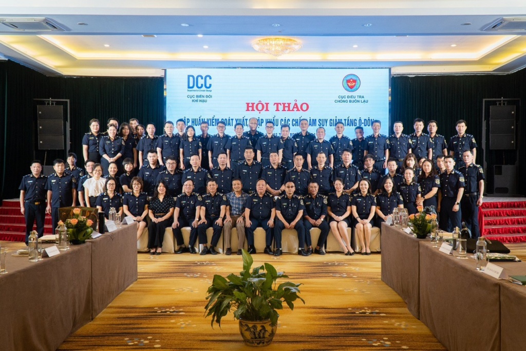 Tập huấn công tác kiểm soát đối với xuất nhập khẩu các chất làm suy giảm tầng ô-dôn
