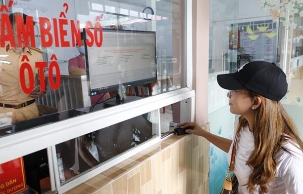 Chính sách mới từ 1/10: Tăng lệ phí đăng ký, cấp biển ô tô, xe máy