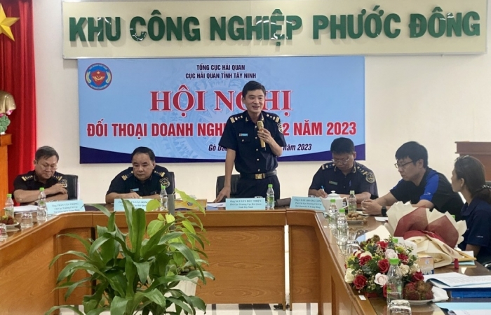 Hải quan Tây Ninh gặp gỡ, đối thoại trực tiếp với doanh nghiệp tại các khu công nghiệp