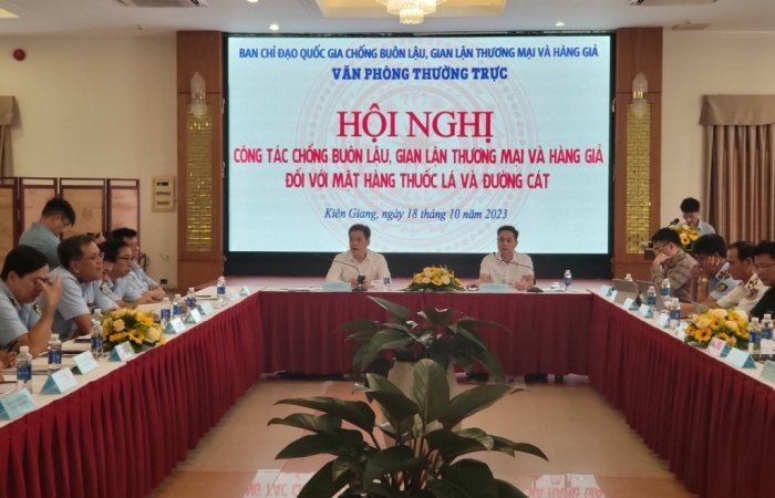 Gần 3.500 vụ buôn lậu, gian lận thương mại thuốc lá và đường cát bị phát hiện, bắt giữ