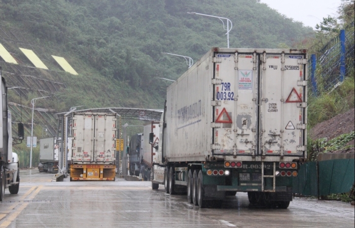 Lạng Sơn hoạt động xuất nhập khẩu, xuất nhập cảnh diễn ra thông suốt dịp lễ 2/9