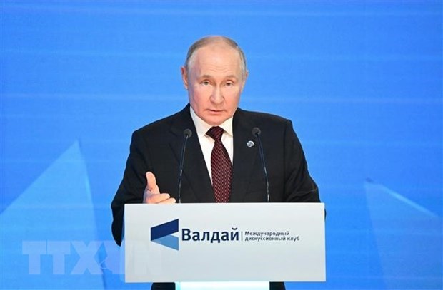 Tong thong Nga Vladimir Putin ky sac lenh doi tai san bi phong toa hinh anh 1