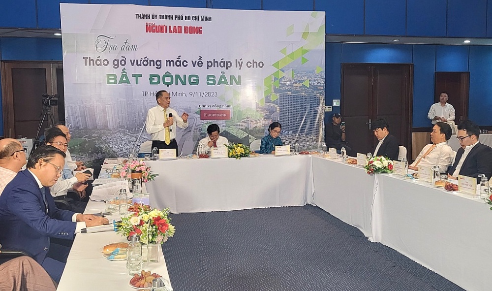 Quang cảnh buổi tọa đàm. Quang cảnh buổi tọa đàm.