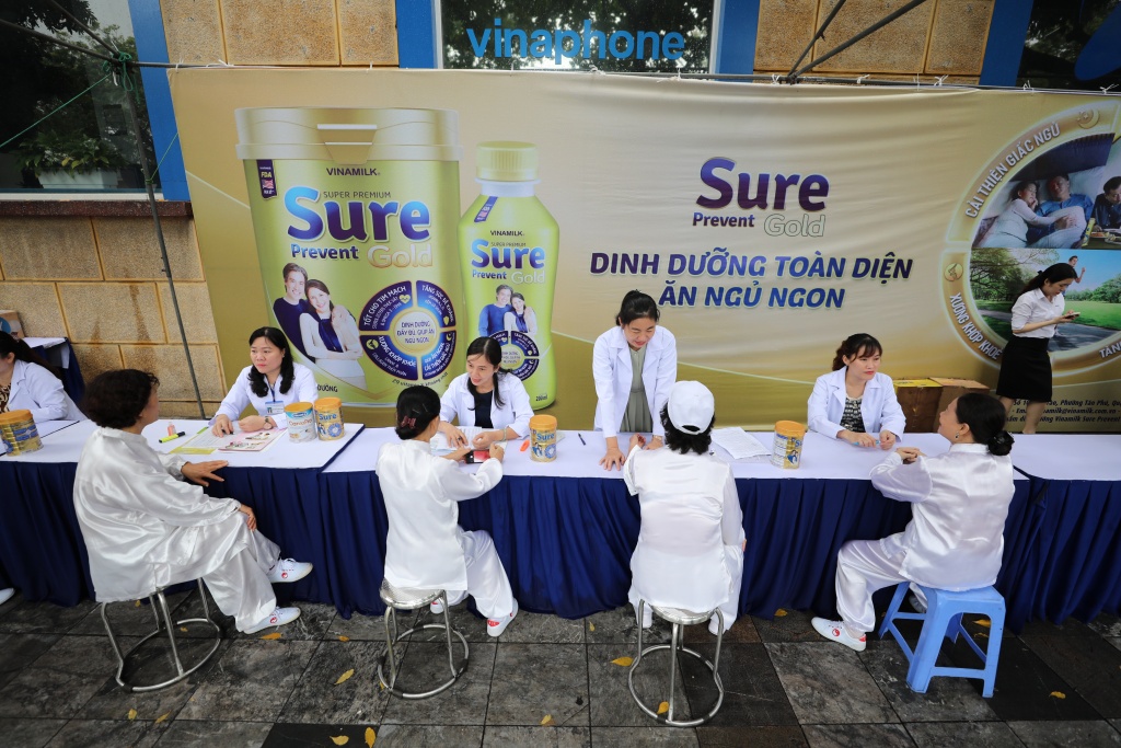 Vinamilk Sure Prevent Gold đồng hành lan tỏa cảm hứng rèn luyện sức khỏe cho người cao tuổi