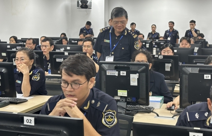 Chương trình Chuyển động Hải quan kỳ 2 tháng 11/2023