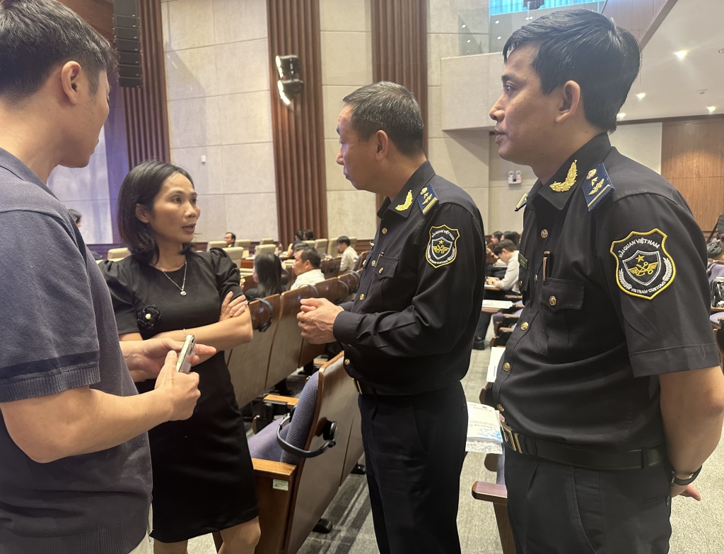 Hải quan TPHCM hướng dẫn thủ tục hải quan cho doanh nghiệp Hàn Quốc