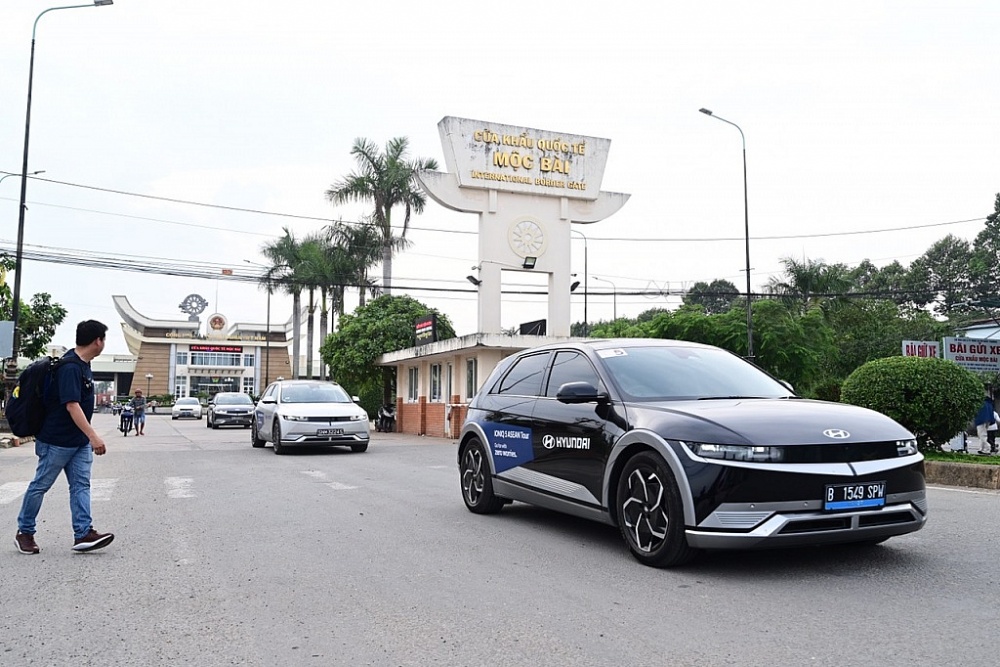 IONIQ 5 kết thúc hành trình xuyên Đông Nam Á tại Việt Nam