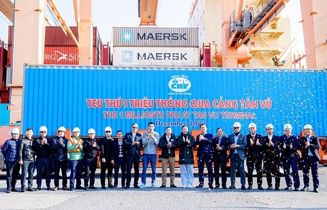 Hải Phòng: Cảng Tân Vũ năm thứ 3 liên tiếp đạt 1 triệu TEU