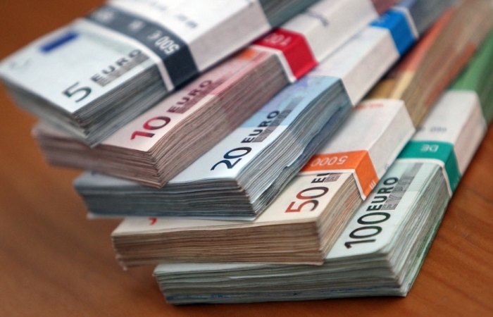 ECB khẳng định sẽ hạ lãi suất khi lạm phát được giữ vững ở mức 2%