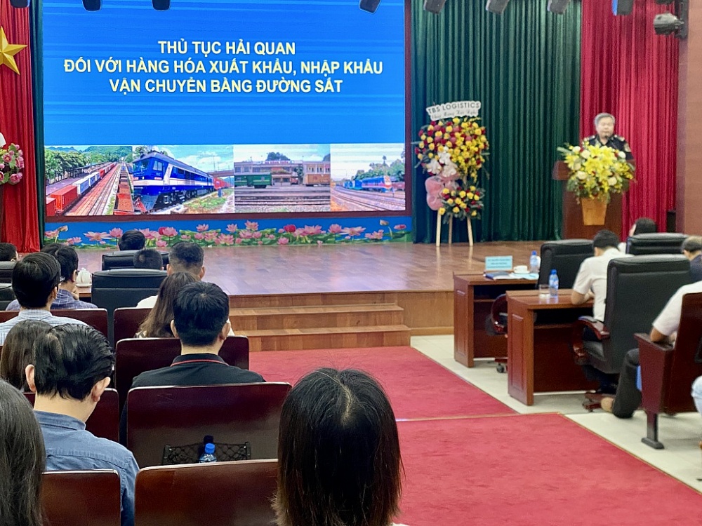 Hải quan Bình Dương thúc đẩy khơi thông hàng hóa XNK từ ga liên vận quốc tế Sóng Thần