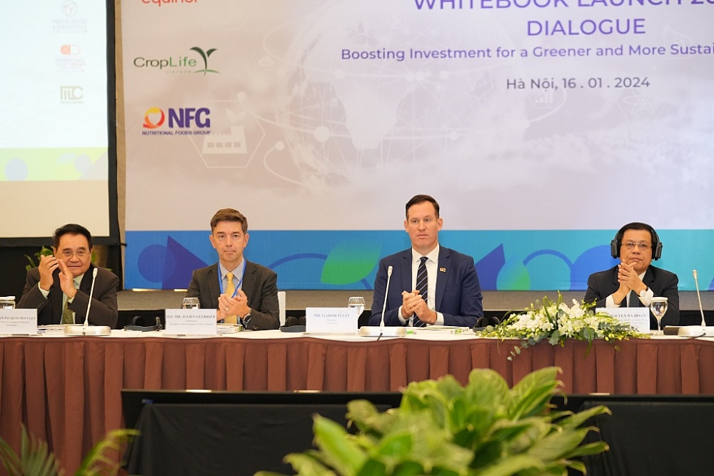 Sách Trắng EuroCham: Tăng hiệu quả cạnh tranh từ cơ sở hạ tầng và thủ tục hải quan