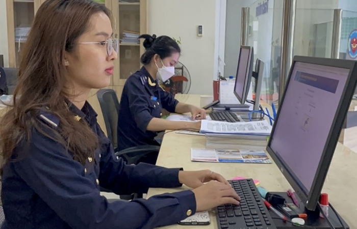 Hải quan Đà Nẵng làm thủ tục hải quan cho gần 800 chuyến bay dịp Tết Nguyên đán