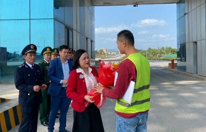 Móng Cái: Gần 60 tấn hải sản đầu tiên xuất khẩu trong ngày đầu năm mới
