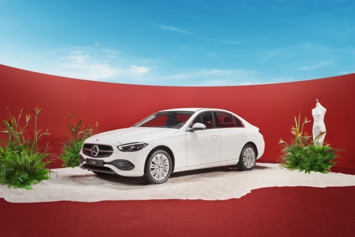 Xả hàng cũ, tồn, Mercedes-Benz Việt Nam giảm giá hàng loạt mẫu xe