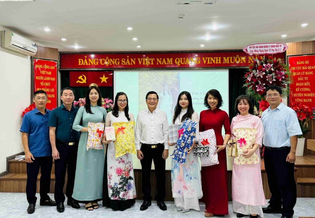 Công đoàn Hải quan TPHCM tổ chức nhiều hoạt động ý nghĩa chào mừng ngày Quốc tế Phụ nữ