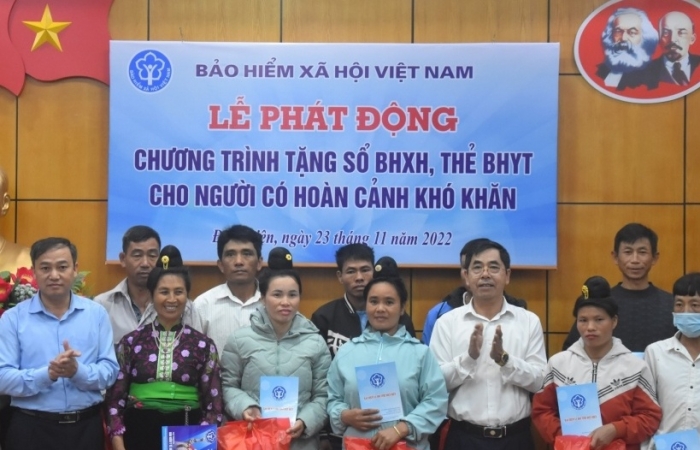 Bảo hiểm xã hội Việt Nam: Mang Tết ấm đến người nghèo