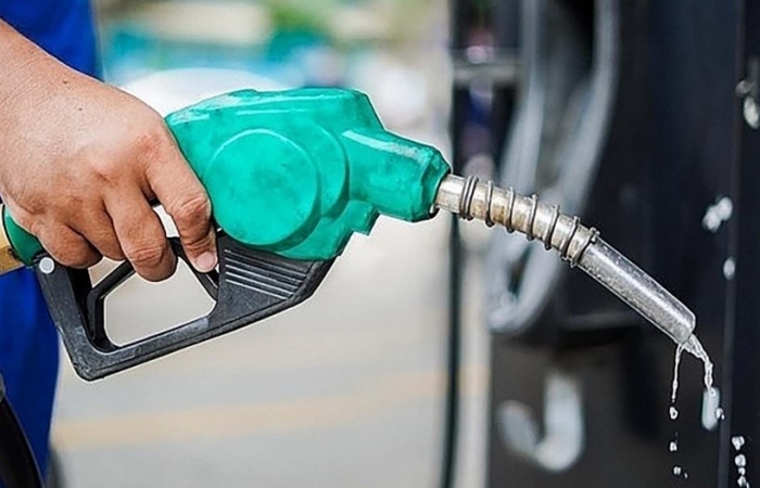 Thu hồi giấy phép của 2 thương nhân phân phối xăng dầu