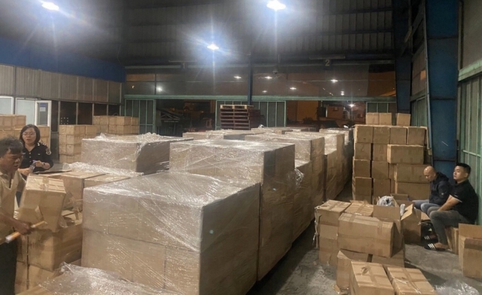 Hải quan TP.Hồ Chí Minh: Giám sát hiệu quả hàng quá cảnh bằng seal định vị