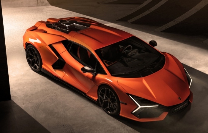 Lamborghini Revuelto: Siêu xe thể thao V12 Hybrid HPEV đầu tiên có mặt tại Việt Nam
