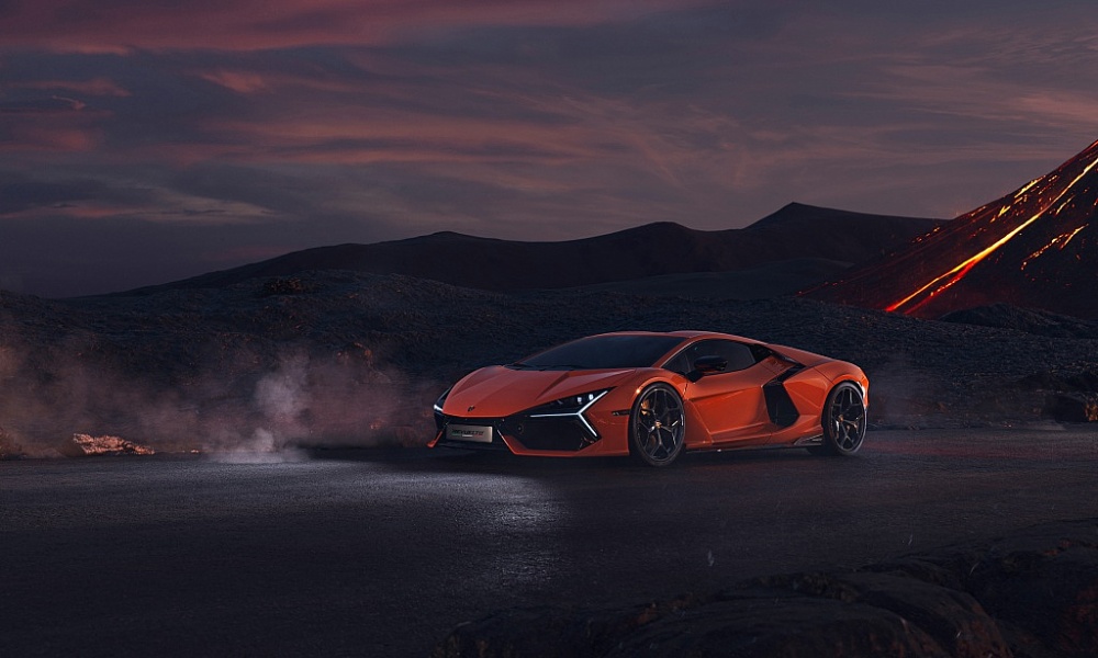 Lamborghini Revuelto: Siêu xe thể thao V12 Hybrid HPEV đầu tiên có mặt tại Việt Nam