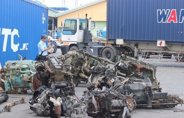 Phối hợp kiểm tra chất lượng xe máy chuyên dùng đã qua sử dụng nhập khẩu