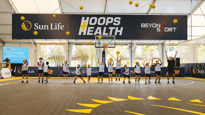 Sun Life hợp tác khai trương Không gian thể thao