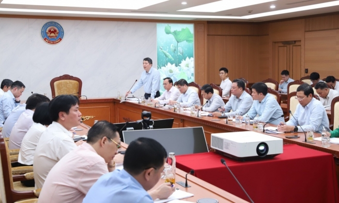 Tiếp tục rà soát các giải pháp chống buôn lậu, quản lý thu ngân sách