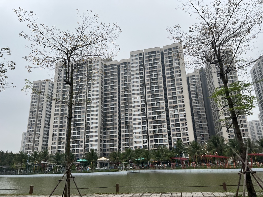 Đánh giá kỹ khi cấp tín dụng cho dự án nhà ở có dấu hiệu "thổi giá"