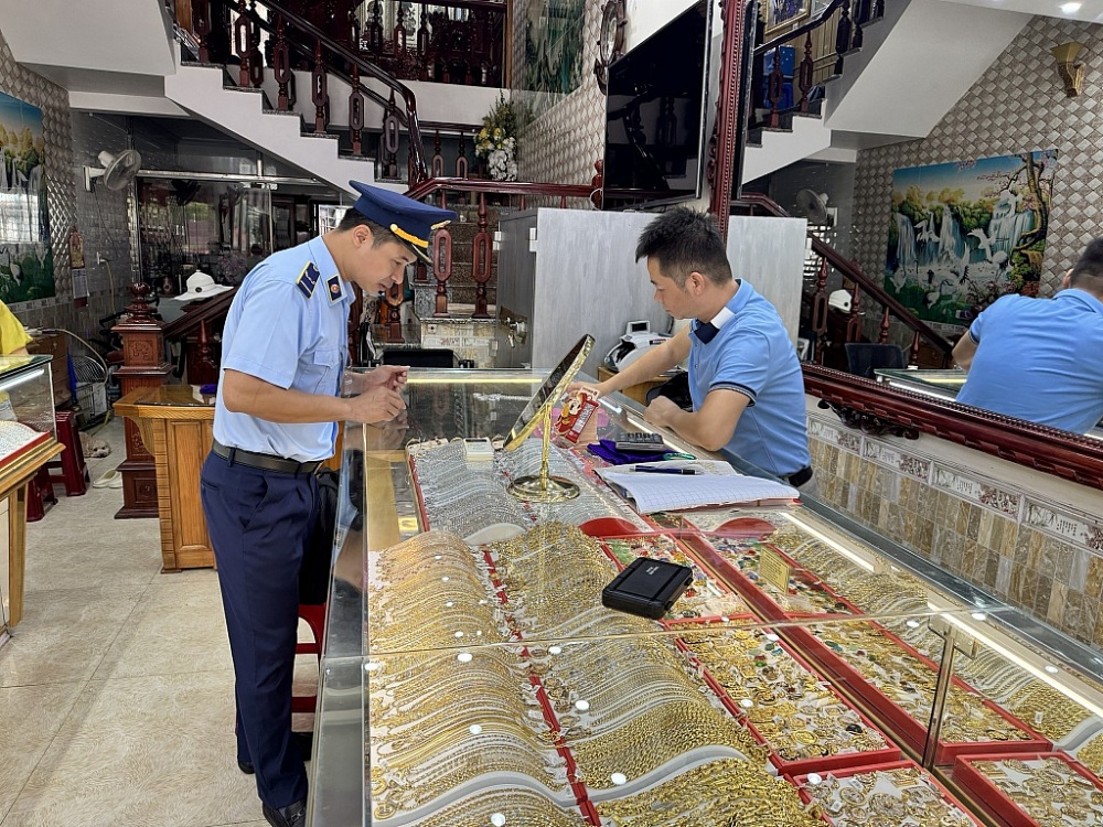 Xử lý 17.584 vụ vi phạm về kinh doanh hàng giả, hàng kém chất lượng