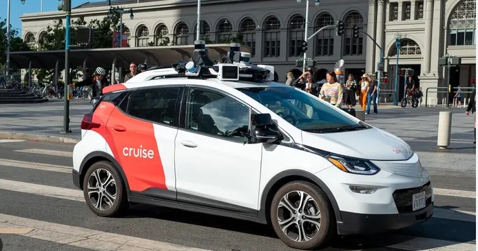 Khả năng triển khai dịch vụ robotaxi... có người cầm lái ở Mỹ