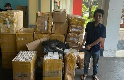 Đề nghị truy tố 7 đối tượng trong đường dây mua bán thuốc lá lậu quy mô lớn