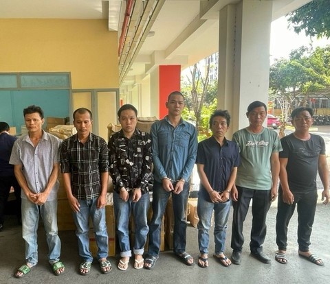 Đề nghị truy tố 7 đối tượng trong đường dây mua bán thuốc lá lậu quy mô lớn