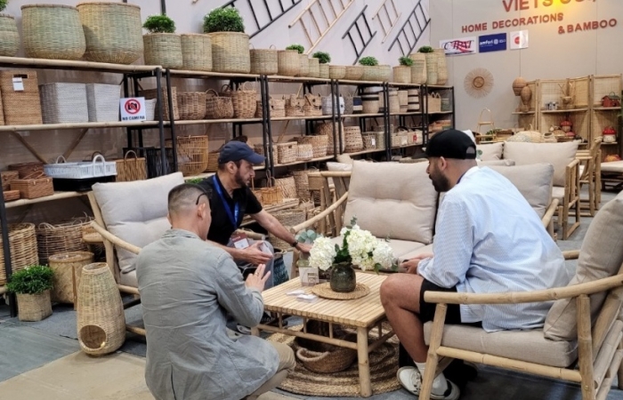Nhiều dư địa xuất khẩu đồ nội thất bằng gỗ tới thị trường Anh