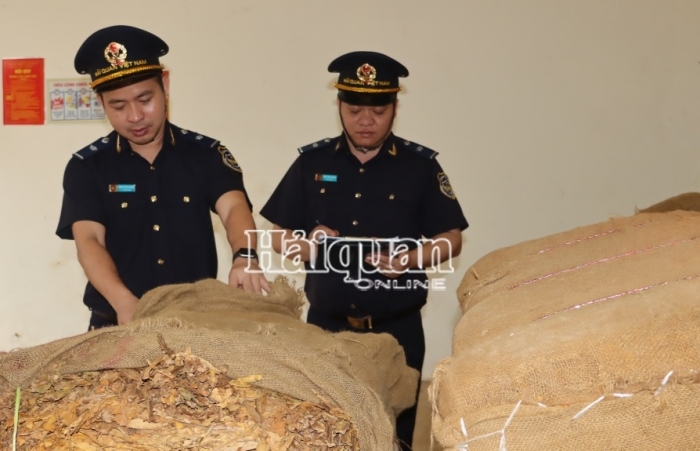 Hải quan Trà Lĩnh chủ động ngăn chặn nhập lậu lá thuốc lá