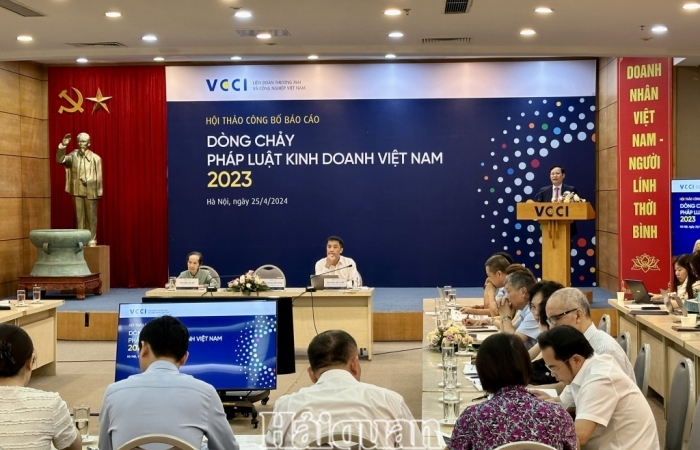 Khơi thông dòng chảy pháp luật, nhưng điều kiện kinh doanh vẫn tạo rào cản