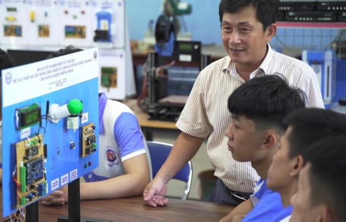 Giải bài toán “khát” nguồn nhân lực bán dẫn, vi mạch