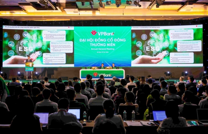 VPBank muốn giảm tỷ trọng đóng góp lợi nhuận của FE CREDIT