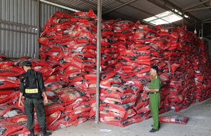 Phát hiện trên 100 tấn phân bón vi phạm tại một doanh nghiệp