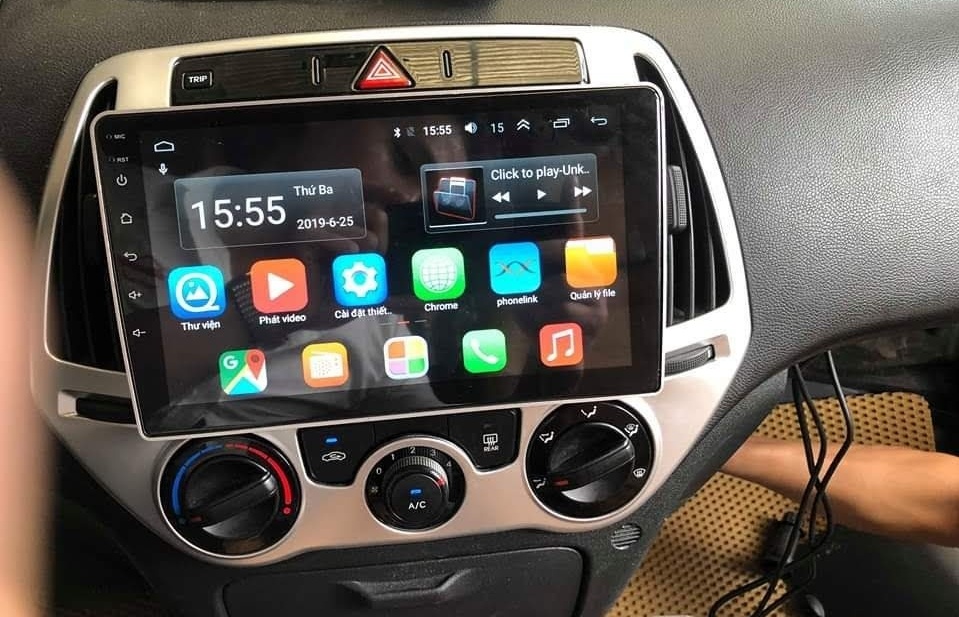 Màn hình cảm ứng dùng cho xe ô tô phù hợp phân loại vào nhóm 85.28