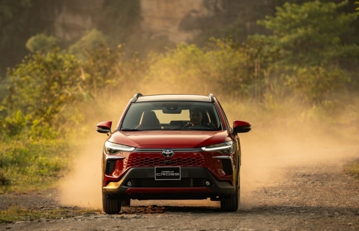 Toyota Corolla Cross 2024 có cả phiên bản Hybrid